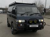 Mitsubishi Delica 1995 годаfor2 900 000 тг. в Алматы – фото 3
