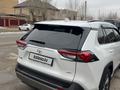 Toyota RAV4 2025 года за 19 500 000 тг. в Кокшетау – фото 4