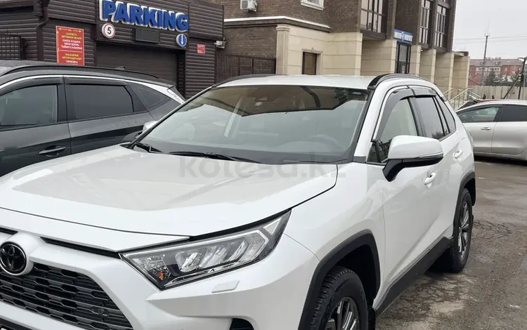 Toyota RAV4 2025 года за 19 500 000 тг. в Кокшетау
