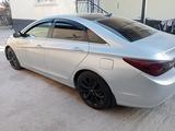 Hyundai Sonata 2013 года за 5 900 000 тг. в Шымкент – фото 4