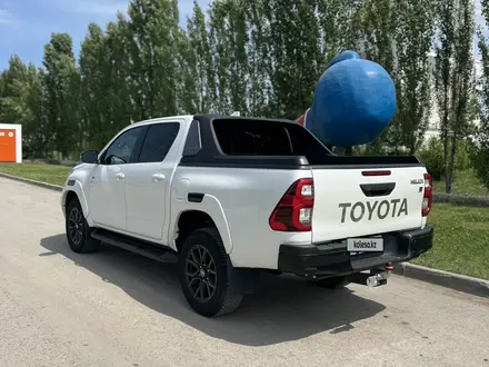 Toyota Hilux 2022 года за 26 500 000 тг. в Актобе – фото 4