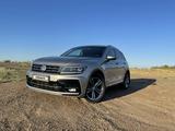 Volkswagen Tiguan 2018 годаfor14 500 000 тг. в Уральск