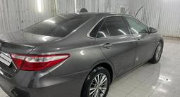 Toyota Camry 2015 года за 9 100 000 тг. в Актау – фото 2