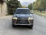 Lexus LX 570 2018 года за 43 800 000 тг. в Алматы – фото 3