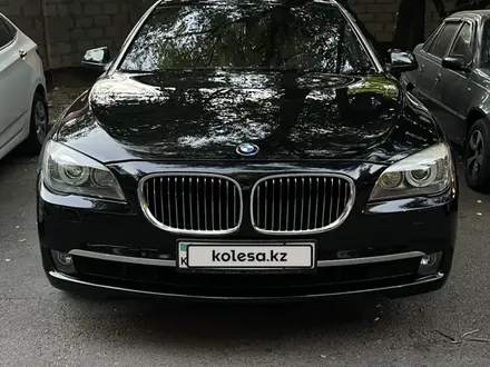 BMW 750 2009 года за 10 800 000 тг. в Алматы – фото 34