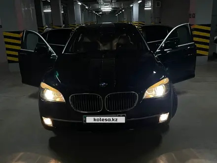 BMW 750 2009 года за 10 800 000 тг. в Алматы – фото 20
