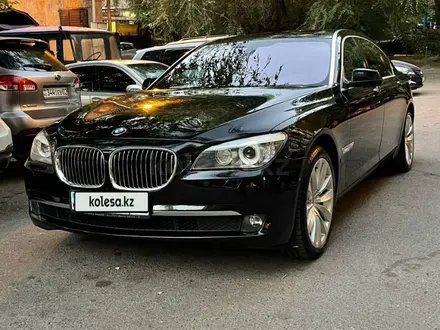 BMW 750 2009 года за 10 800 000 тг. в Алматы – фото 9