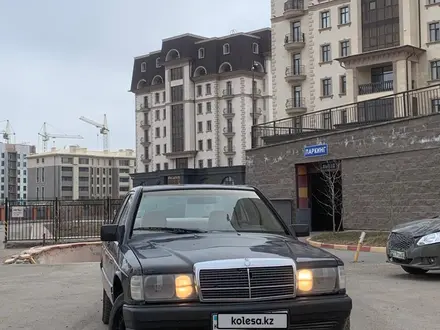 Mercedes-Benz 190 1992 года за 650 000 тг. в Астана – фото 2