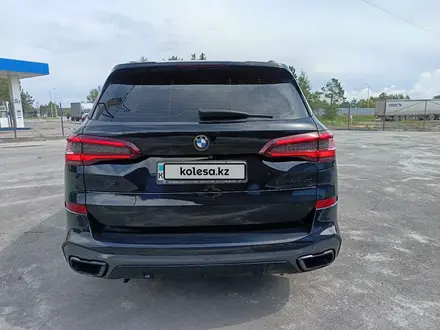 BMW X5 2022 года за 49 000 000 тг. в Костанай – фото 12