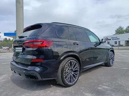BMW X5 2022 года за 49 000 000 тг. в Костанай – фото 13