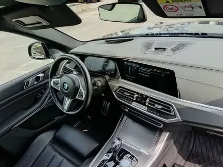 BMW X5 2022 года за 49 000 000 тг. в Костанай – фото 25