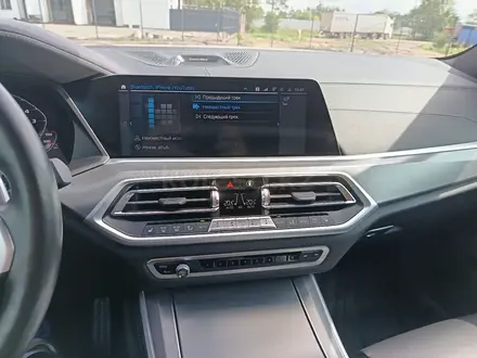 BMW X5 2022 года за 49 000 000 тг. в Костанай – фото 43