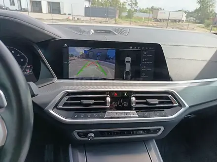 BMW X5 2022 года за 49 000 000 тг. в Костанай – фото 44