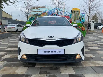 Kia Rio 2021 года за 7 990 000 тг. в Алматы – фото 2