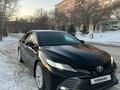 Toyota Camry 2018 годаүшін14 200 000 тг. в Семей – фото 4