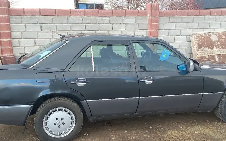 Mercedes-Benz E 200 1993 годаүшін1 850 000 тг. в Алматы