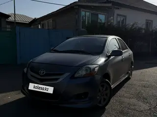 Тойота Yaris, 2008