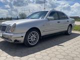 Mercedes-Benz E 280 1998 годаүшін3 100 000 тг. в Караганда – фото 2