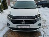 Volkswagen Polo 2021 года за 7 700 000 тг. в Алматы
