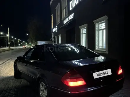 Mercedes-Benz E 320 2003 года за 6 000 000 тг. в Павлодар – фото 2