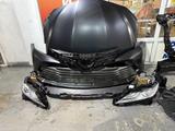 Передний бампер фара крыло капот решетка на тойота камри 70 за 50 000 тг. в Алматы