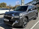 Toyota Land Cruiser 2021 годаfor47 700 000 тг. в Алматы