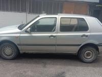 Volkswagen Golf 1991 года за 900 000 тг. в Алматы