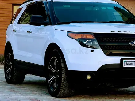 Ford Explorer 2014 года за 10 658 990 тг. в Актау – фото 4