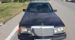 Mercedes-Benz E 200 1990 года за 1 400 000 тг. в Астана – фото 3