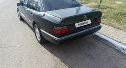 Mercedes-Benz E 200 1990 года за 1 400 000 тг. в Астана