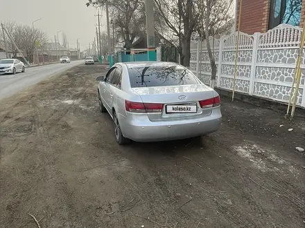 Hyundai Sonata 2007 года за 3 500 000 тг. в Шиели – фото 3
