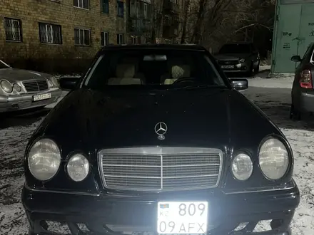 Mercedes-Benz E 240 1998 года за 2 000 000 тг. в Караганда – фото 5