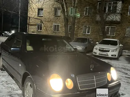 Mercedes-Benz E 240 1998 года за 2 000 000 тг. в Караганда – фото 6