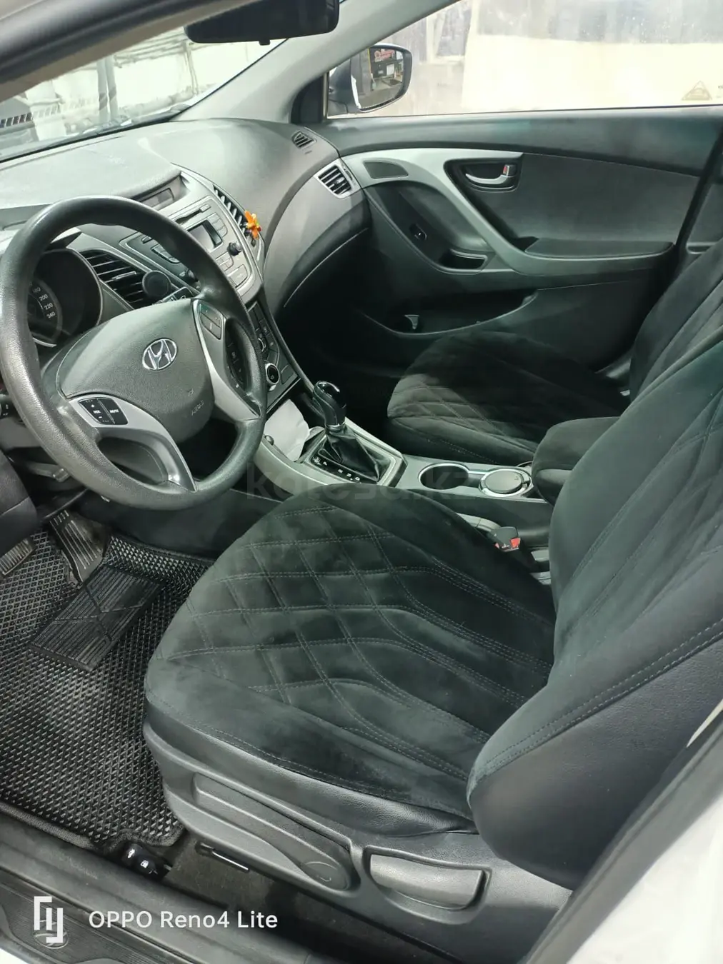 Продажа Hyundai Elantra 2015 года в Алматы - №164834628: цена 6500000 ...
