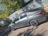 Hyundai Elantra 2022 года за 11 200 000 тг. в Алматы