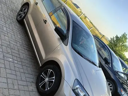 Volkswagen Polo 2015 года за 4 800 000 тг. в Уральск – фото 3