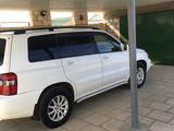 Toyota Highlander 2004 года за 6 000 000 тг. в Актау – фото 3