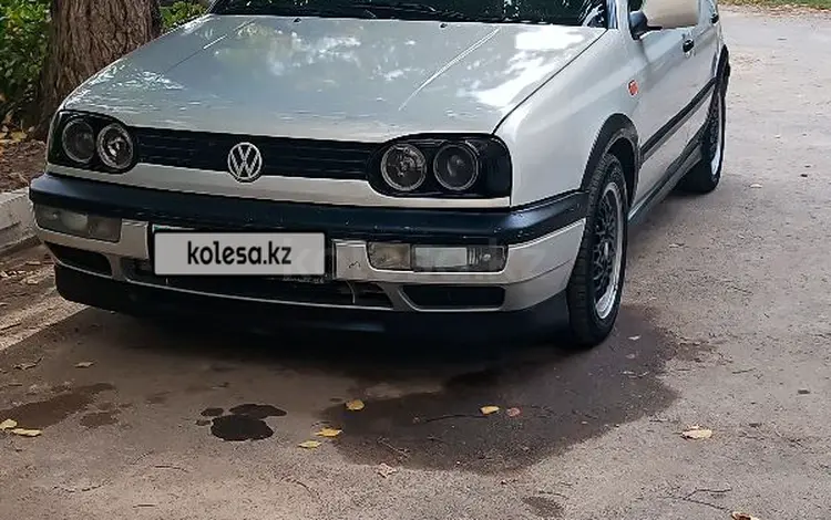 Volkswagen Golf 1992 годаүшін2 000 000 тг. в Тараз