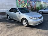 Toyota Camry 2002 года за 5 300 000 тг. в Тараз – фото 2