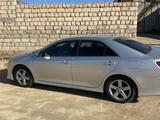 Toyota Camry 2013 годаfor8 500 000 тг. в Актау – фото 2