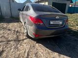 Hyundai Solaris 2016 года за 5 500 000 тг. в Уральск – фото 2