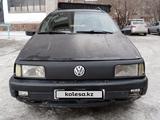 Volkswagen Passat 1993 года за 1 100 000 тг. в Семей