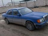 Mercedes-Benz E 230 1992 годаfor1 250 000 тг. в Актау