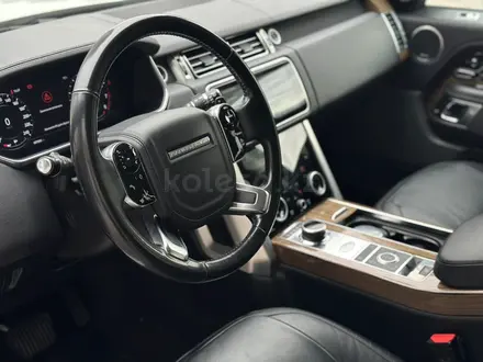 Land Rover Range Rover 2018 года за 33 500 000 тг. в Алматы – фото 10