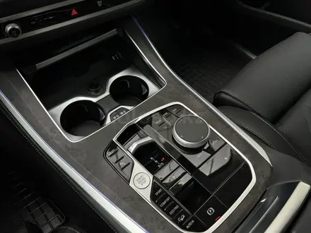 Land Rover Range Rover 2018 года за 33 500 000 тг. в Алматы – фото 27
