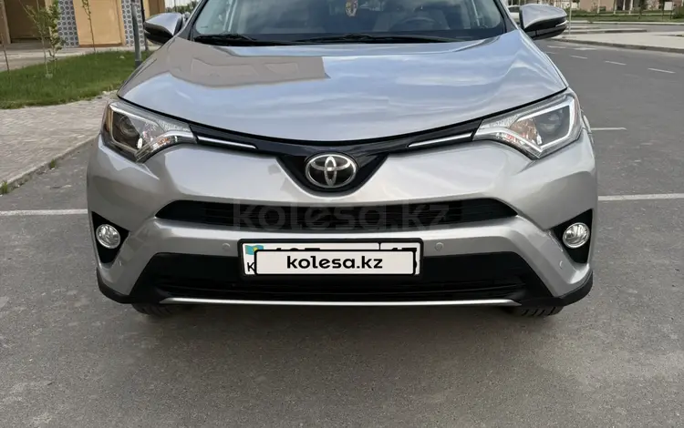 Toyota RAV4 2019 года за 12 800 000 тг. в Туркестан