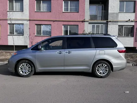 Toyota Sienna 2015 года за 14 100 000 тг. в Алматы – фото 2