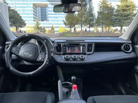 Toyota RAV4 2017 года за 10 250 000 тг. в Астана – фото 9