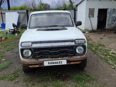 ВАЗ (Lada) Lada 2121 2000 года за 650 000 тг. в Аулиеколь