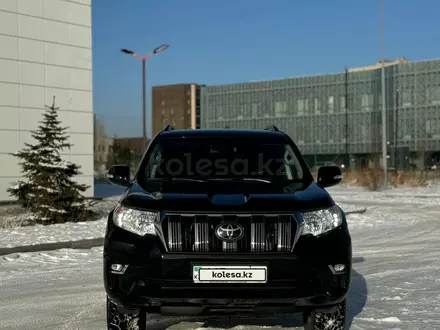 Toyota Land Cruiser Prado 2021 года за 22 590 000 тг. в Астана – фото 2